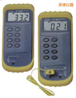 �еy�؃x