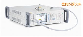 �P�\Low Phase Noise Reference Source
